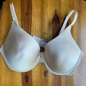 Secret treasures t shirt bra 42C new nude